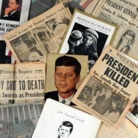 Meet your Posher, Dee - Picture 1 of 1